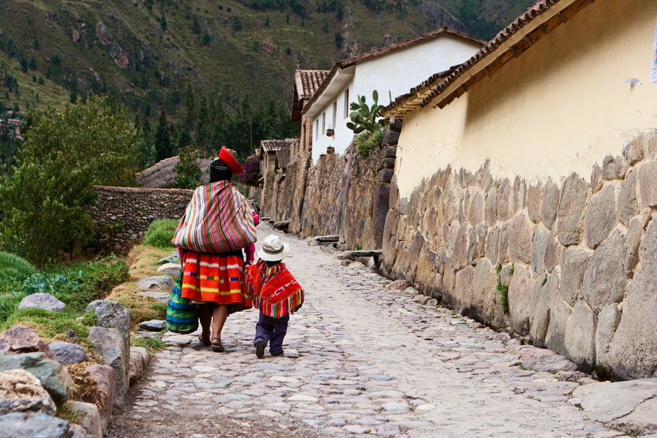 Pueblo de Ollantaytambo - Tour Machu Picchu 4 dias