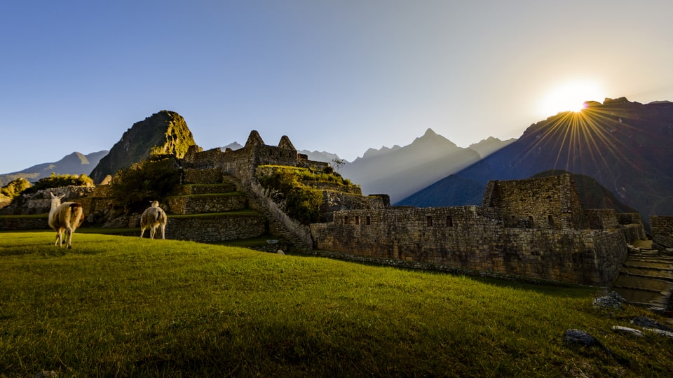 Sunrise - Best time to visit Machu Picchu