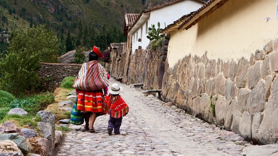 Pobladores de Ollantaytambo en el Valle Sagrado