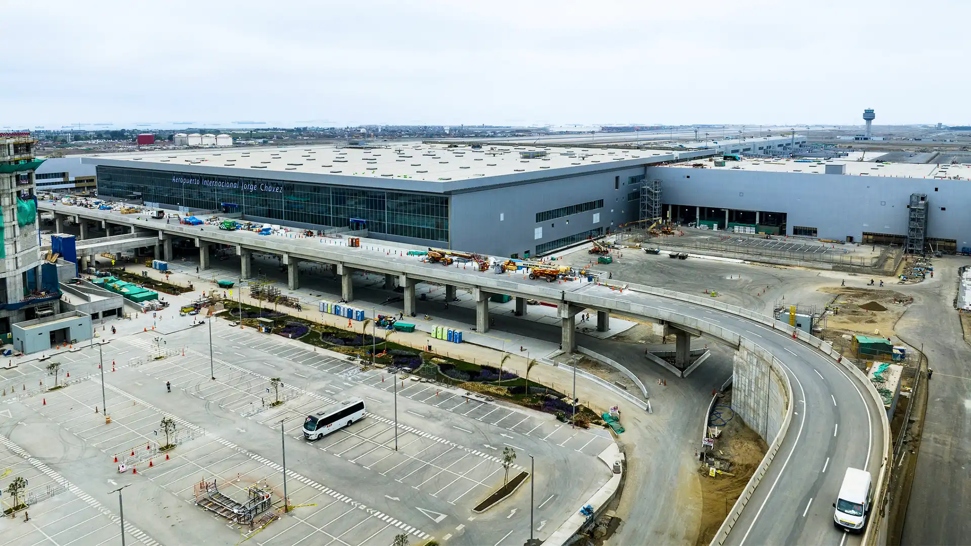 exteriores nuevo aeropuerto lima | TreXperience