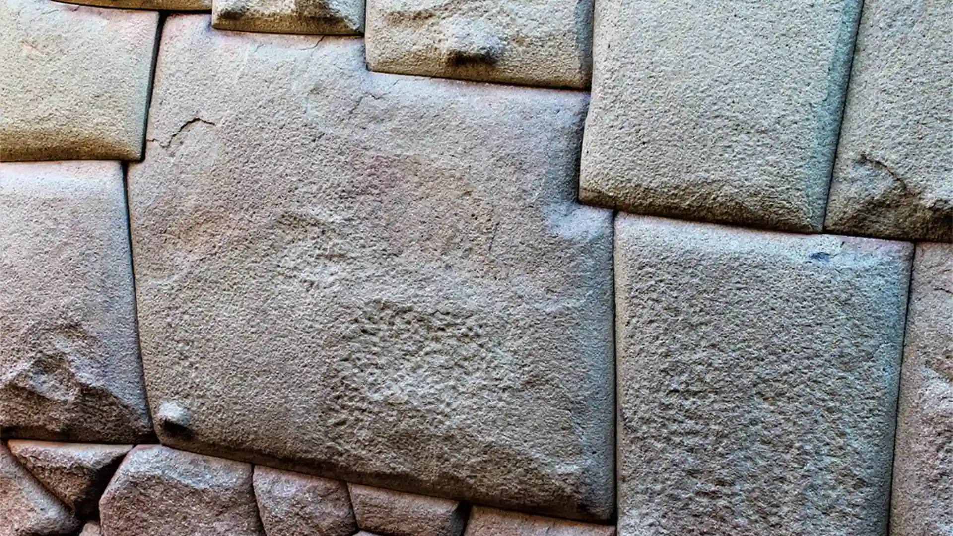twelve angled stone - TreXperience
