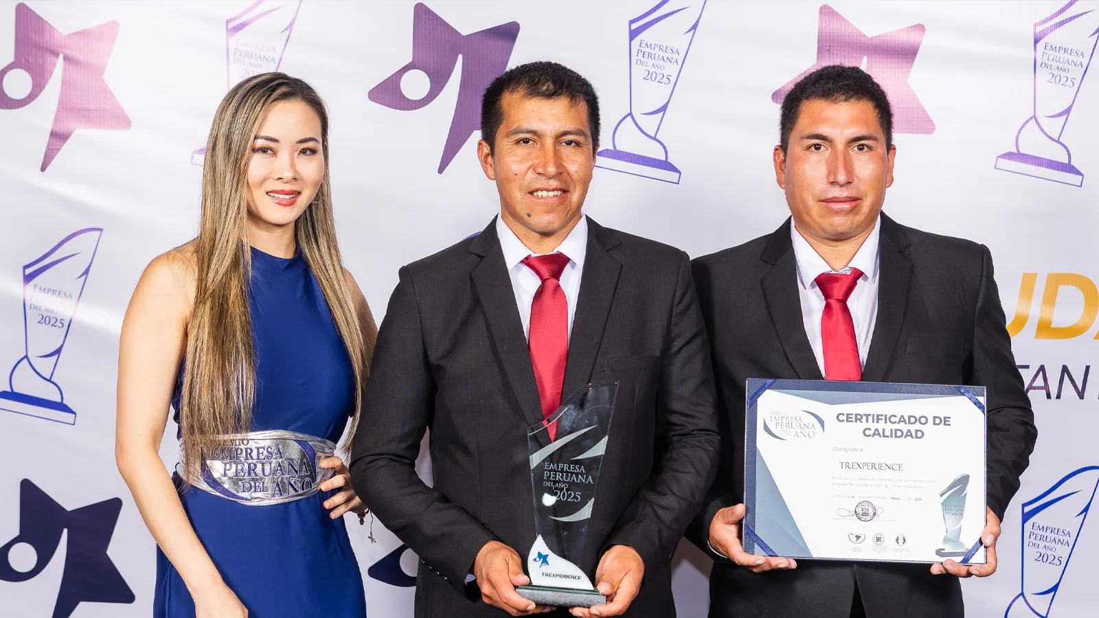 Empresa Peruana del Año Award 2025 Empresa Peruana del Año Award 2025 | TreXperience