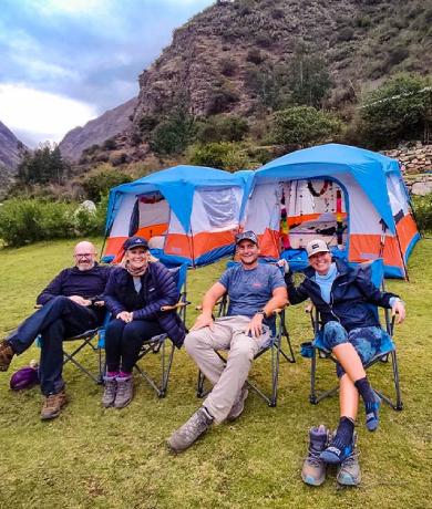 Caminantes en el Camino Inca de lujo de 4 días