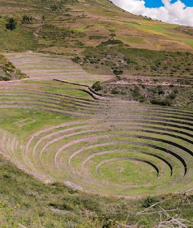 Moray - Sacred Valley + Machu Picchu tour