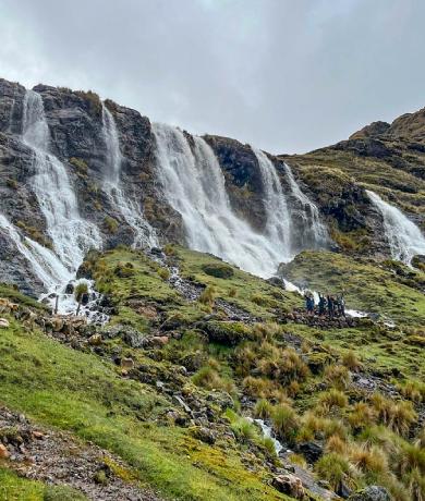 Lares Hot Springs and Machu Picchu 2 Day Tour