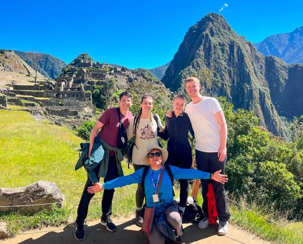 Machu Picchu tour 2 days by train