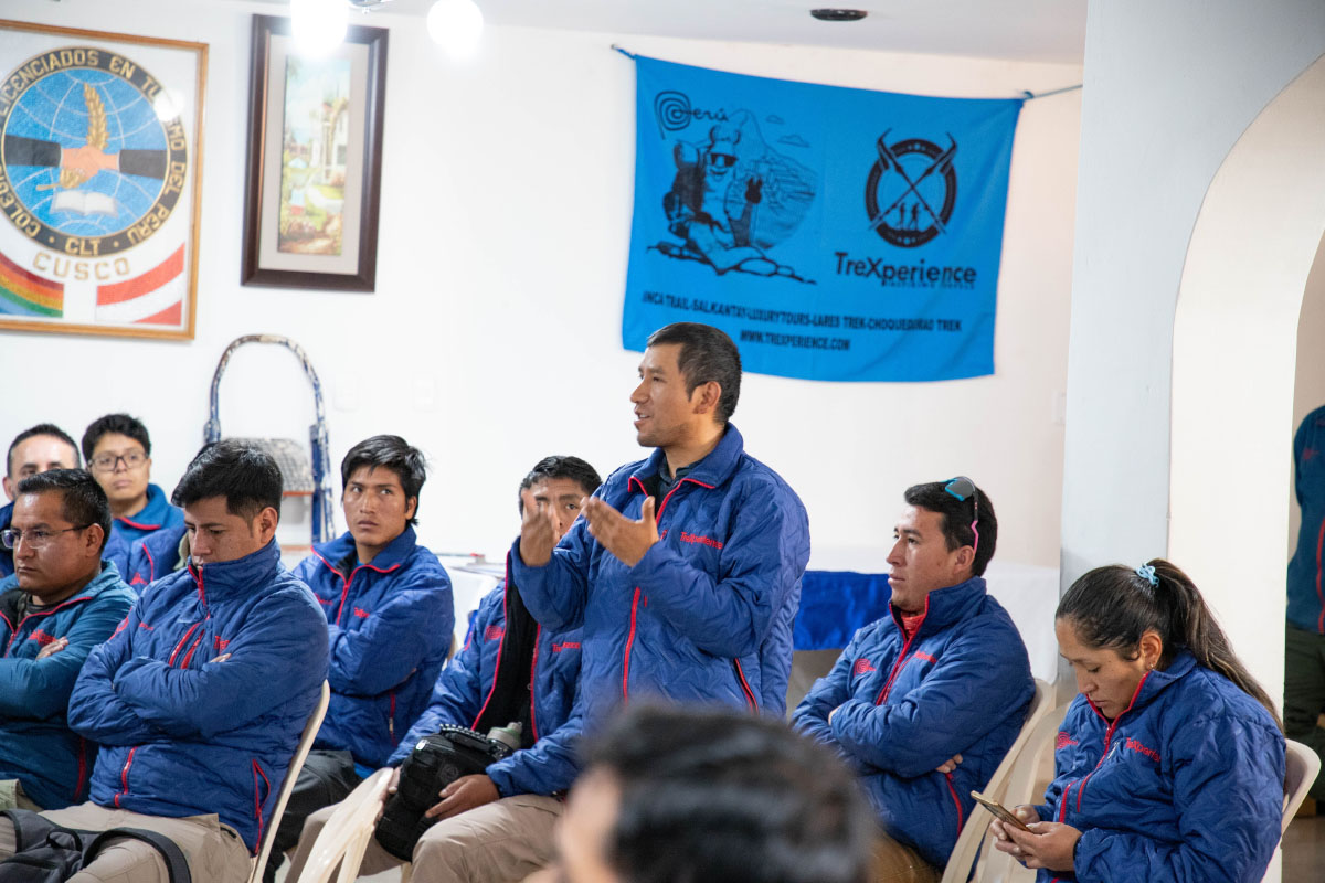 TreXperience guide asking a question during the training TreXperience guide asking a question during the training