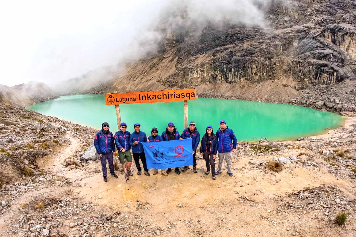TreXperience staff in Incachiriasqa lagoon