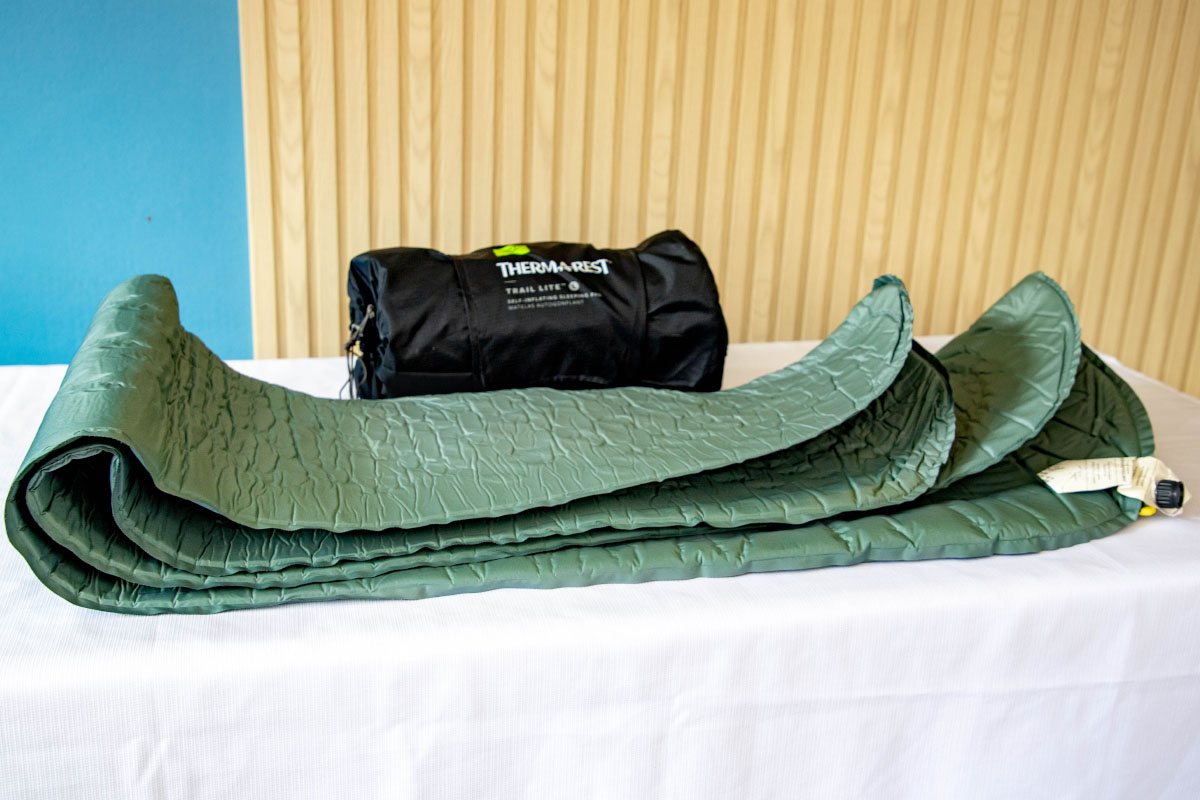 Inflatable mattress for mountain excursions Inflatable mattress for mountain excursions | TreXperience