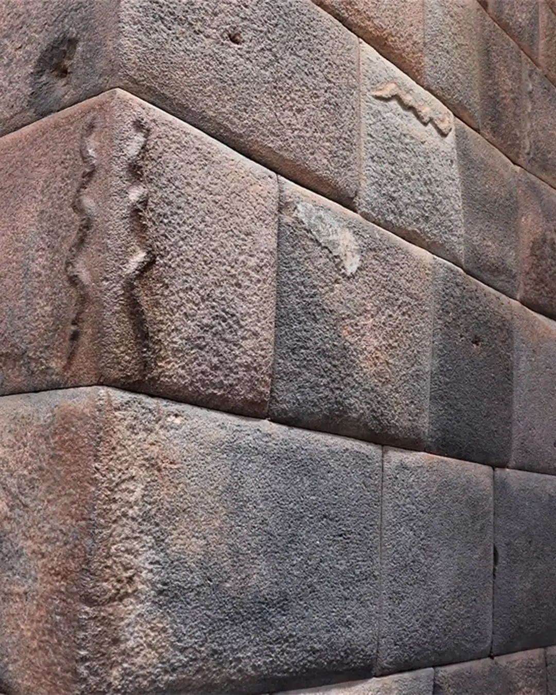 Corner of the 7 Snakes street, Cusco | TreXperience