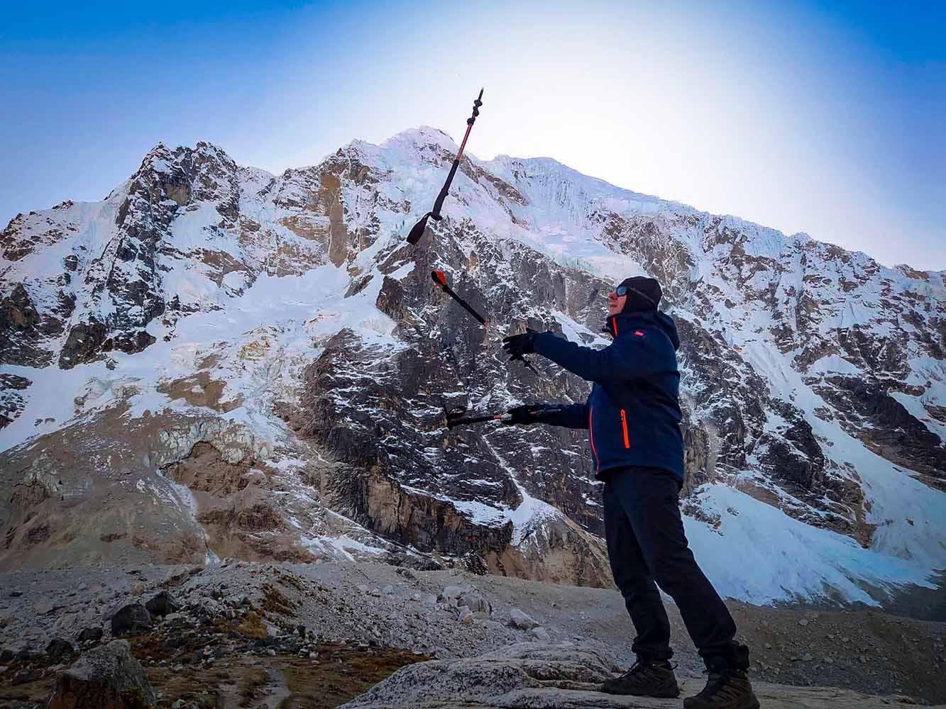 Trekking poles in the route | TreXperience