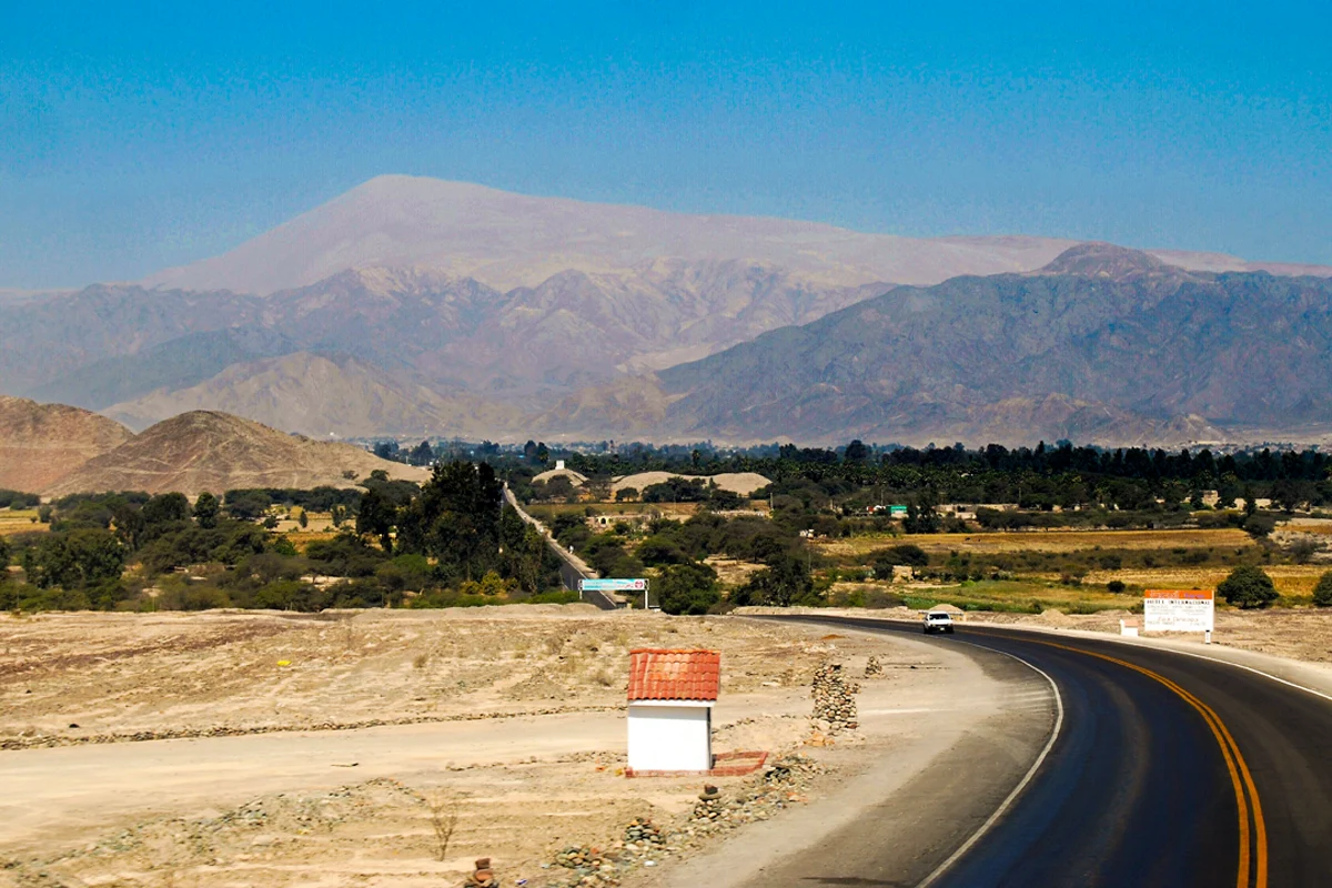 Cerro blanco Nazca Cerro blanco Nazca | TreXperience