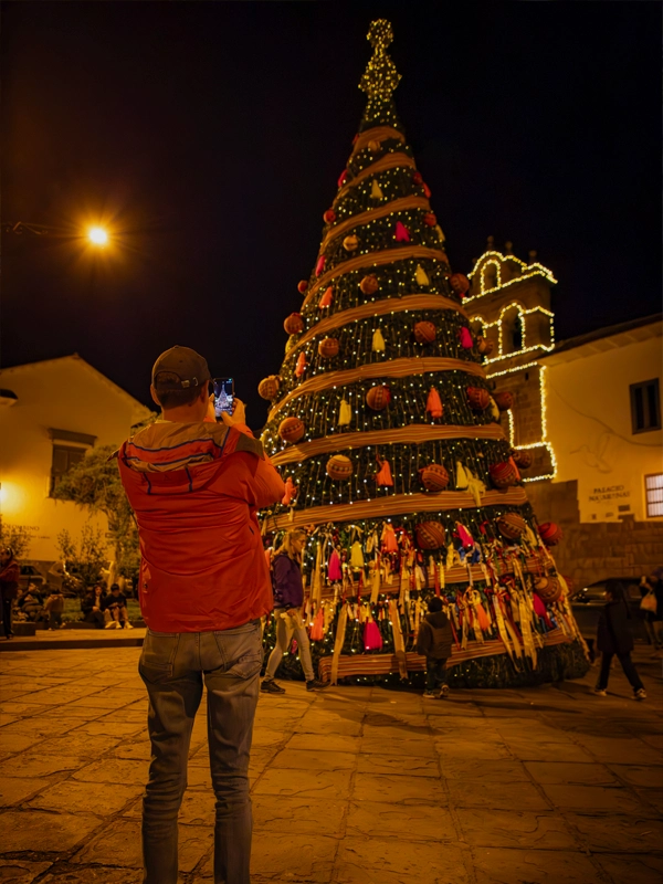 Christmas tree at the Nazarenas Square in Cusco during the Chistmas week.