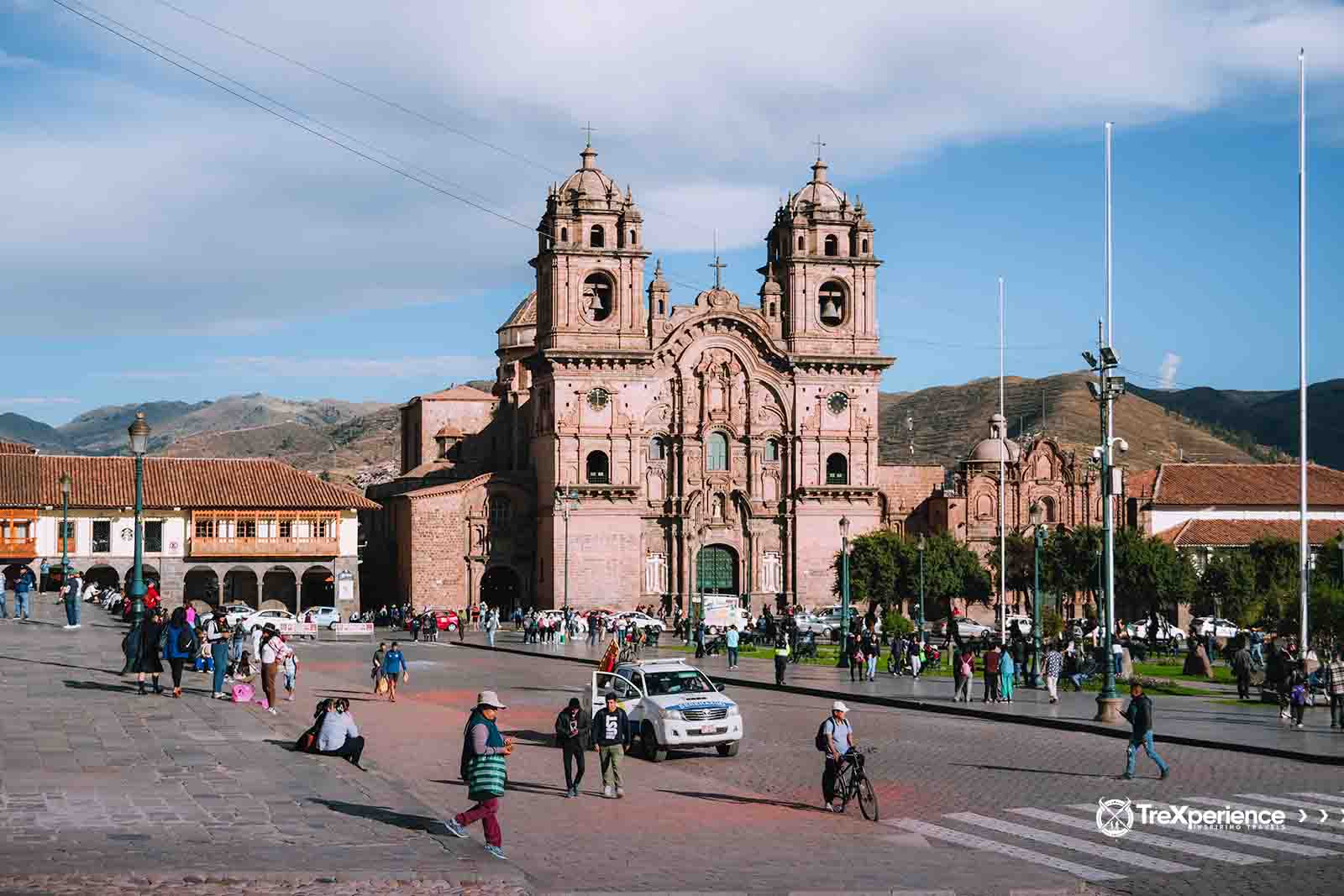 Compañia de Jesús Plaza de Armas Cusco | TreXperience