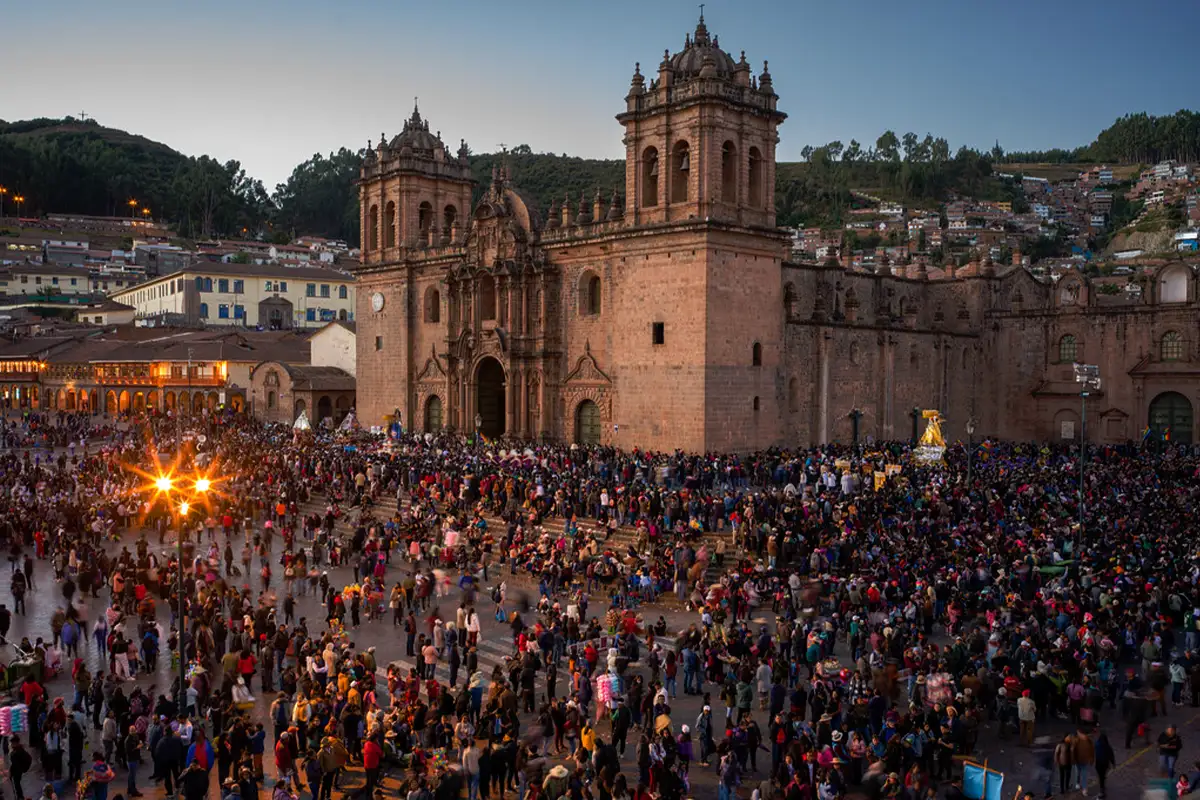 Corpus Christi en Cusco plaza de armas | TreXperience