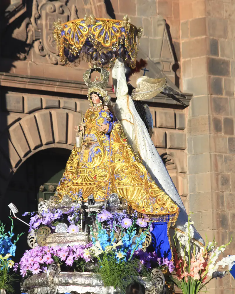 Corpus Christi en Cusco Virgen Purificada | TreXperience