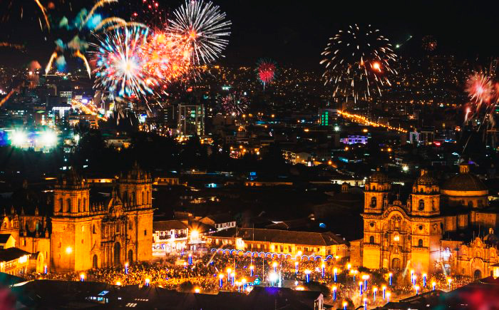 Año Nuevo en la Plaza de Armas de Cusco, Perú | TreXperience