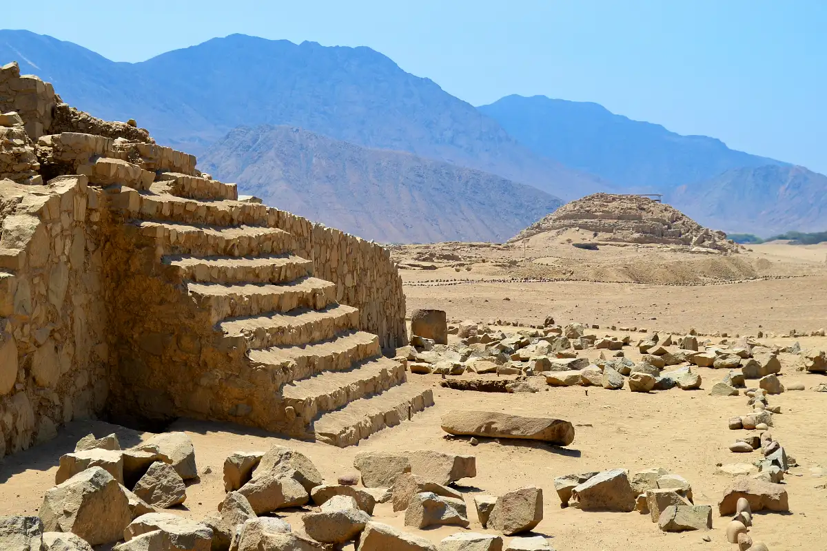 Stairways of Caral, Peru | TreXperience