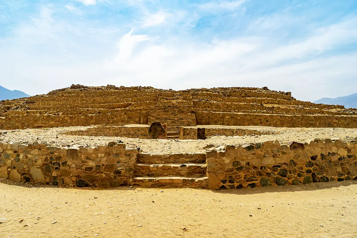 Main Pyramid Platforms in Caral | TreXperience
