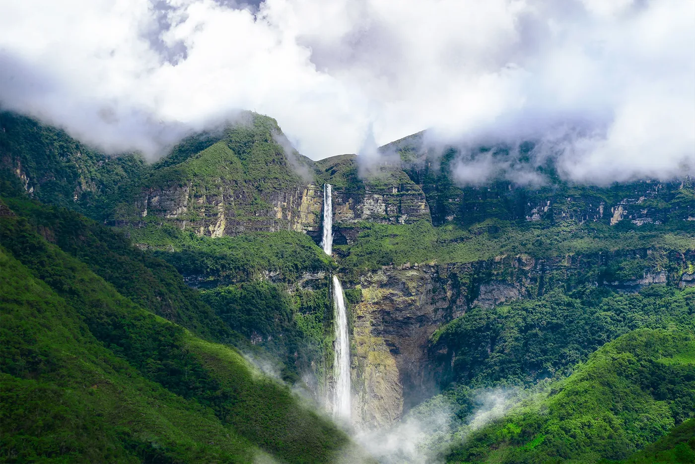 Catarata de Gocta - 18 Lugares turísticos del Perú imprescindibles | TreXperience