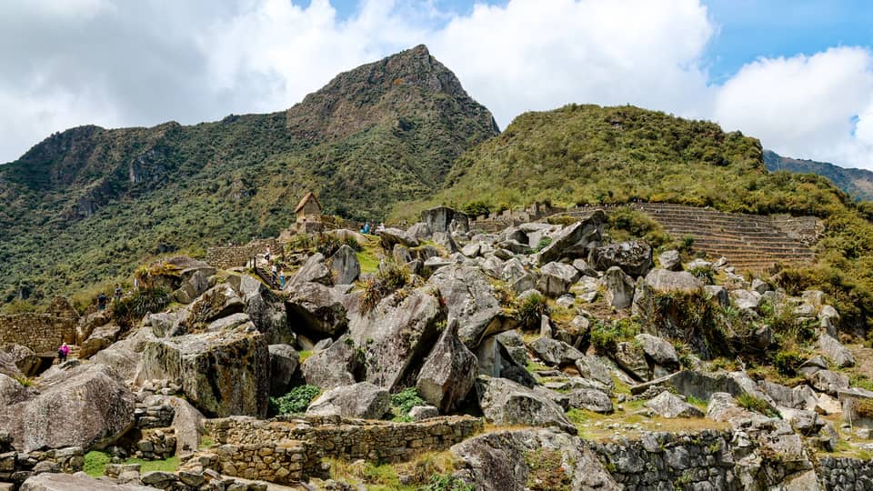 Granithic Chaos in Machu Picchu
