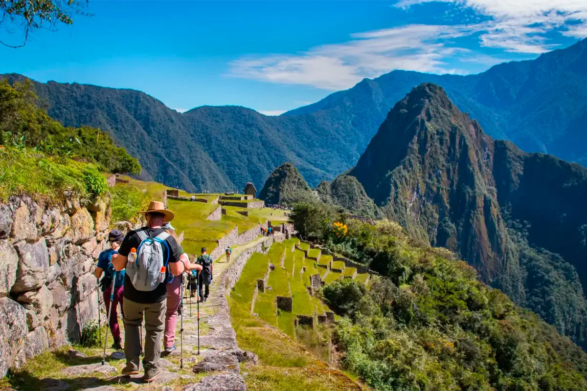 Hiker on the Inca Trail to Machu Picchu | TreXperience Hiker on the Inca Trail to Machu Picchu | TreXperience