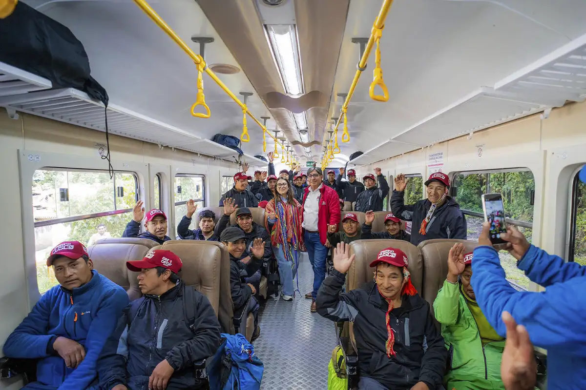 Tren exclusivo para porteadores el Camino Inca Tren exclusivo para porteadores el Camino Inca | TreXperience