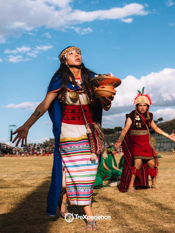 Priestess during Inti Raymi | TreXperience
