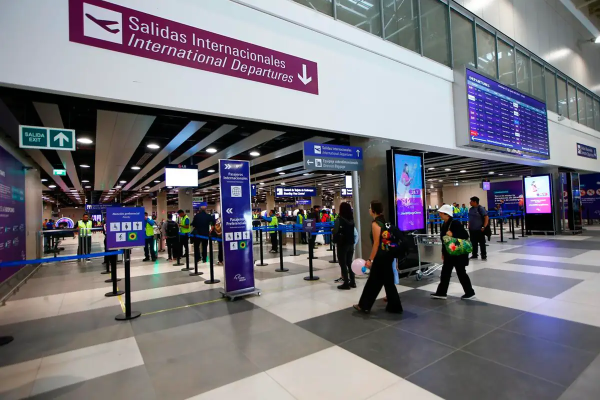 new jorge chavez airport | TreXperience