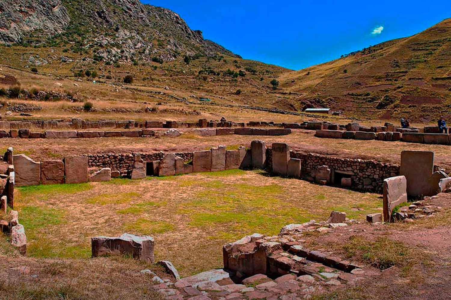 Kalasaya archaeological complex in Puno | TreXperience