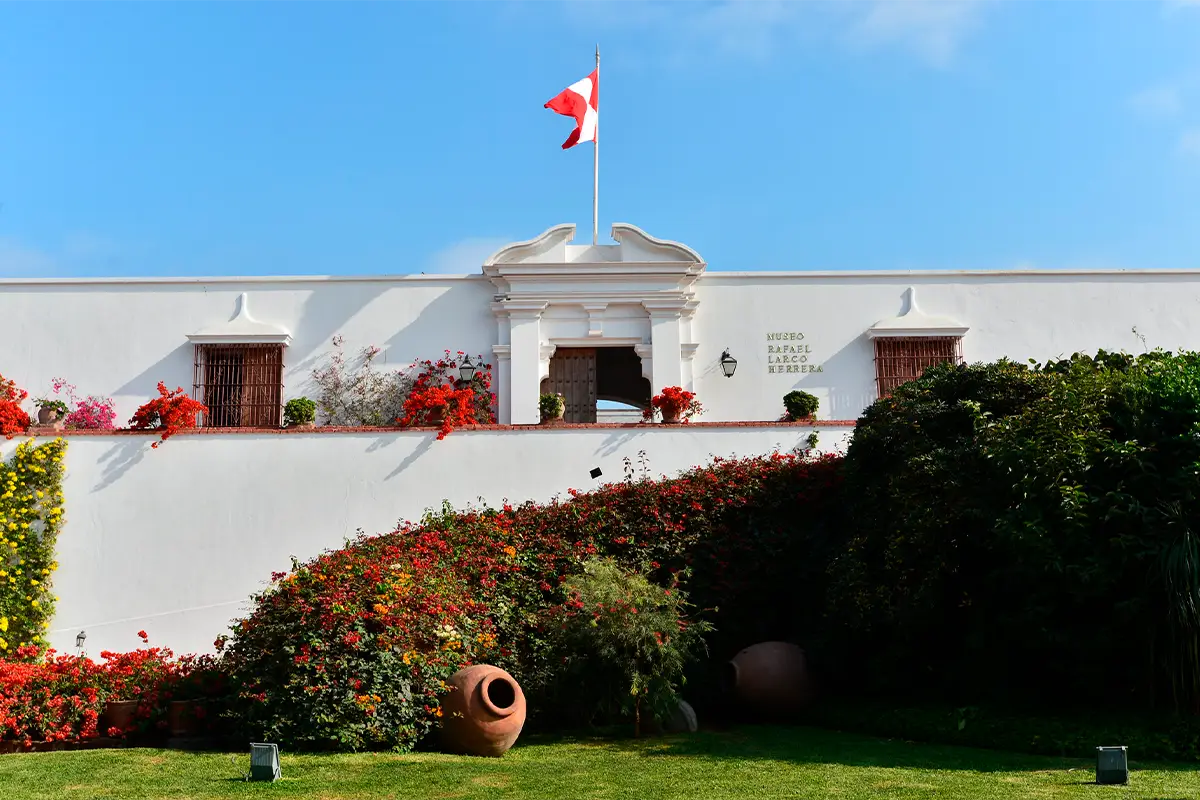 larco museum peruvian capital | TreXperience