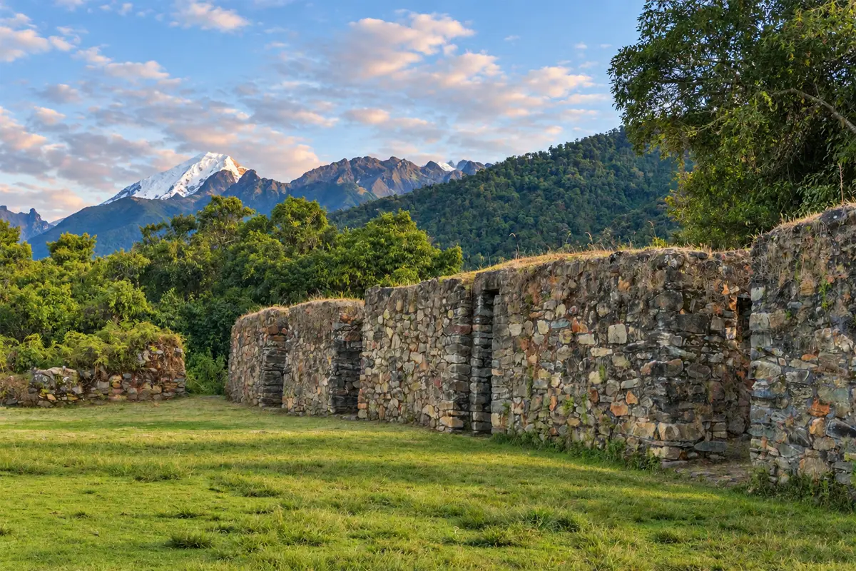 Sitio Inca de Llactapata en la ruta Salkantay Sitio Inca de Llactapata en la ruta Salkantay | TreXperience