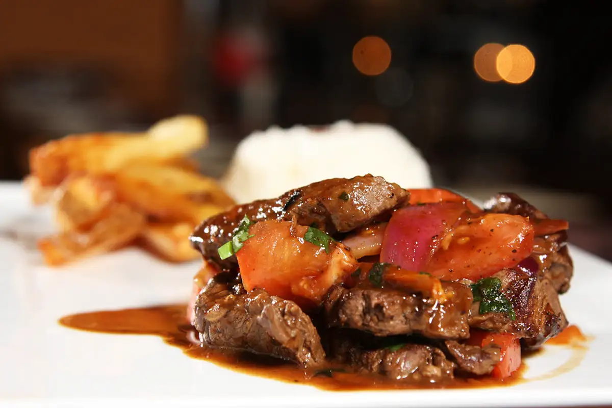 lomo saltado restaurantes en cusco | TreXperience