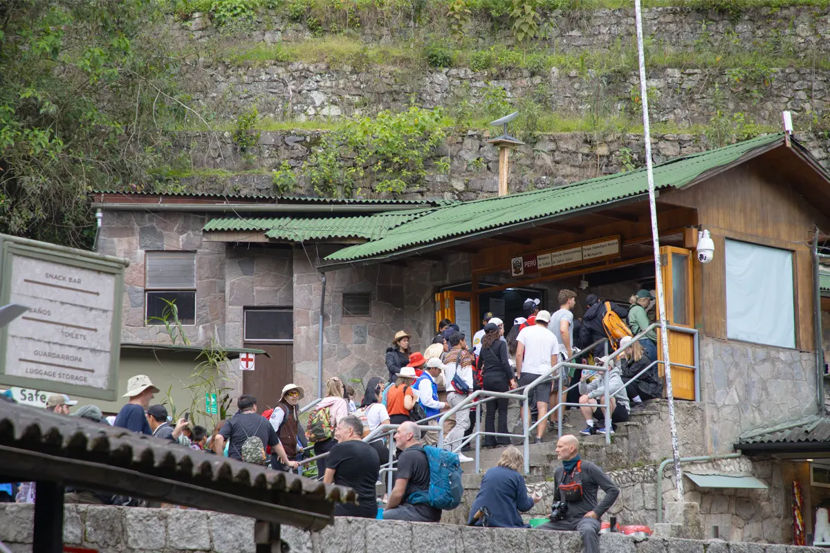 Main gate of Machu Picchu | TreXperience
