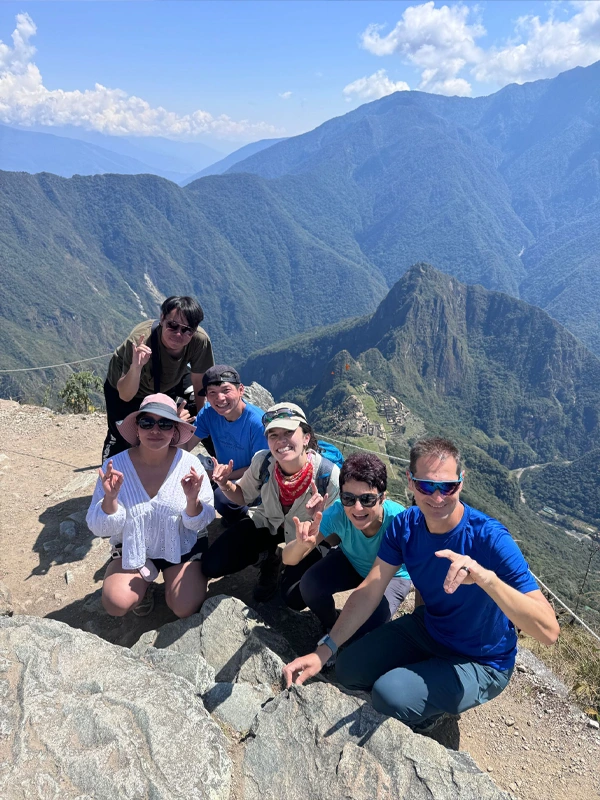 Vista en la cima de la Montaña Machu Picchu | TreXperience