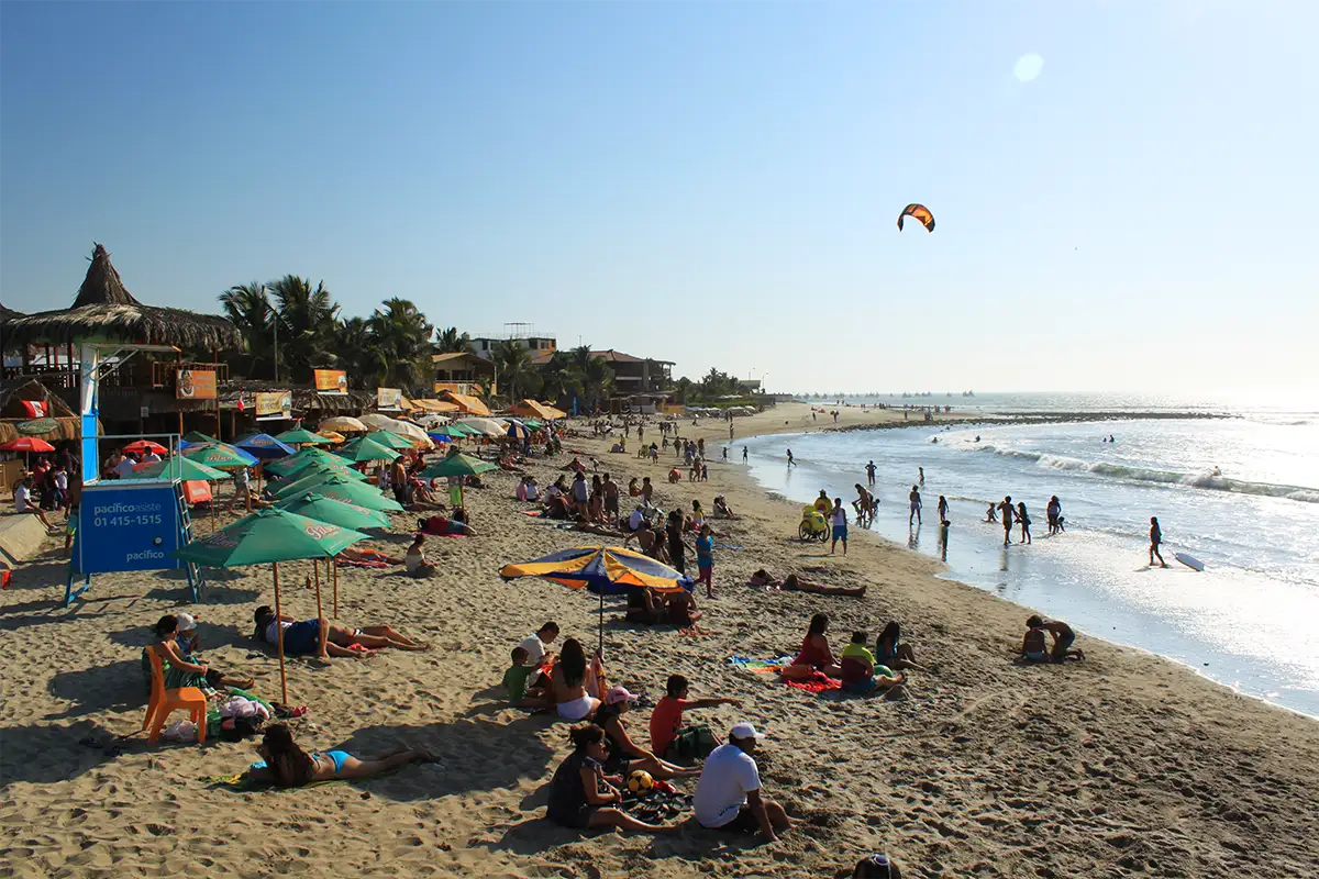 Máncora beach