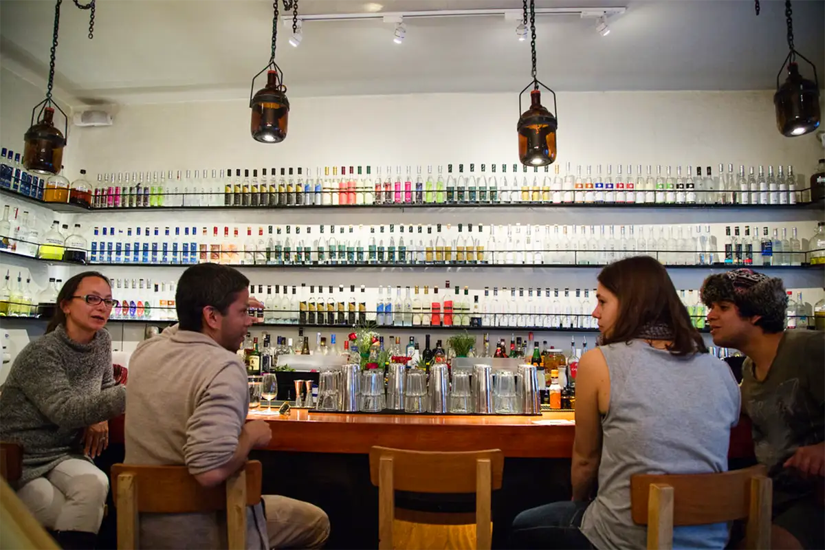 Pisco Sour enthusiasts at Museo del Pisco | TreXperience
