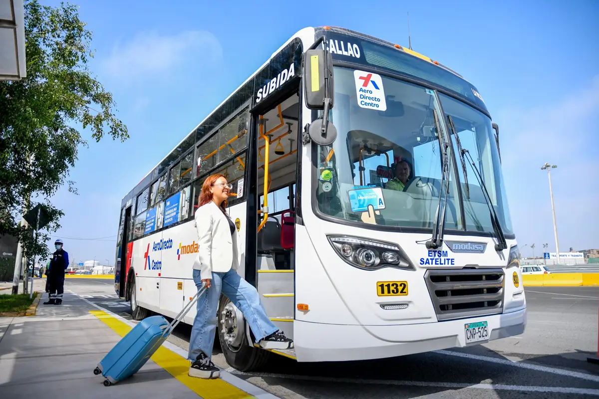 new lima airport aerodirecto | TreXperience
