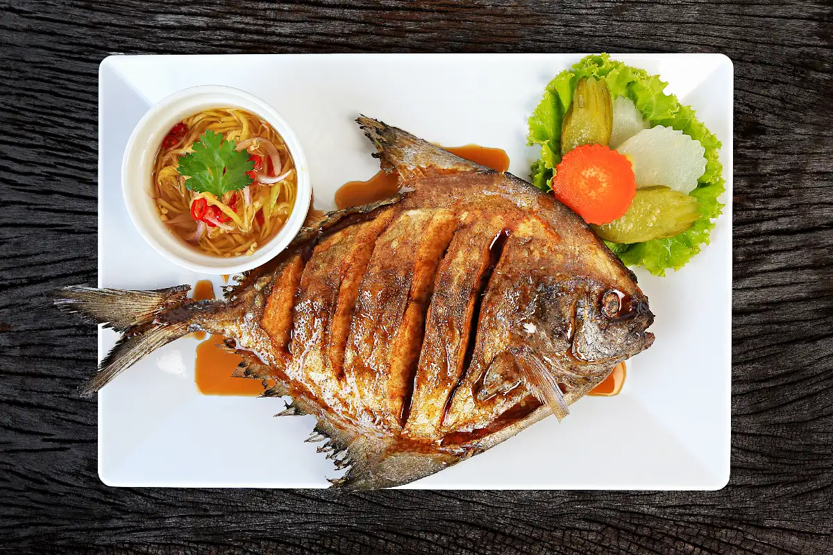 Fried palometa fish | Trexperience Fried palometa fish | Trexperience