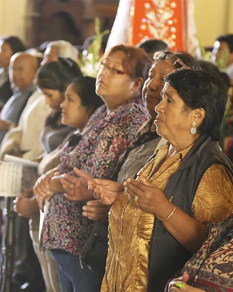 Misa con motivo del Día de la Madre en Perú | TreXperience