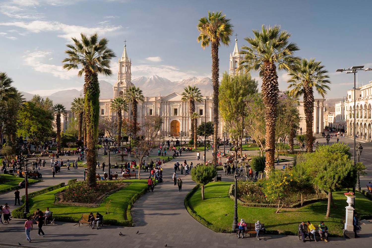 Plaza de Armas in Arequipa | TreXperience