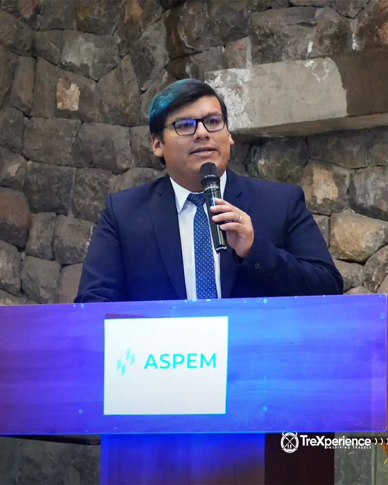 Presidente de la ASPEM Perú Dr. Samuel Ludeña Soriano | TreXperience