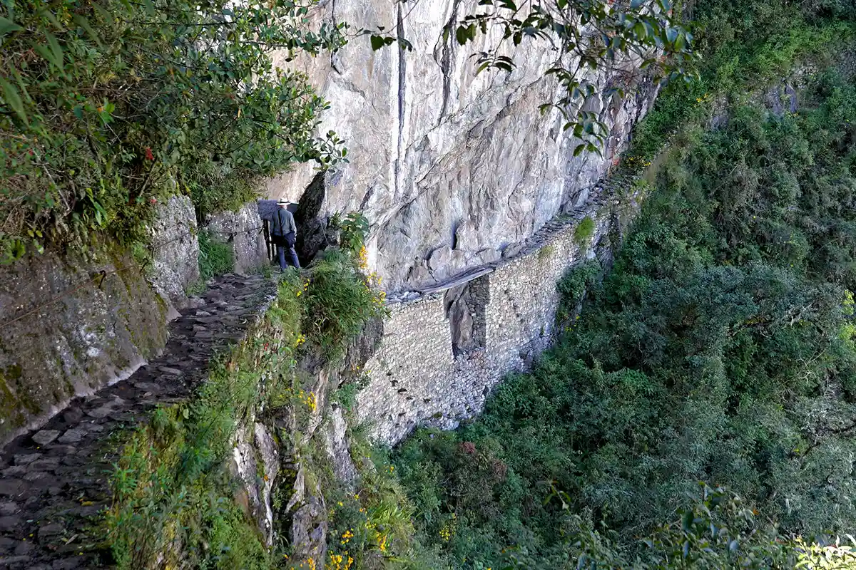 Puente Inca Machu Picchu | TreXperience