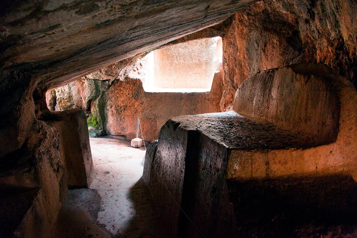 qenqo sacrificial altar | TreXperience