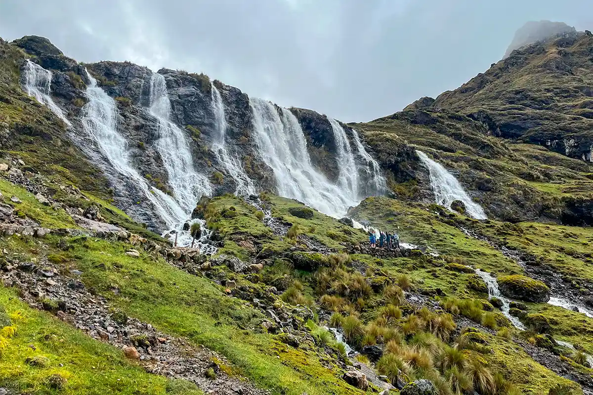 Quiswarani Waterfall in the Lares Trek | TreXperience