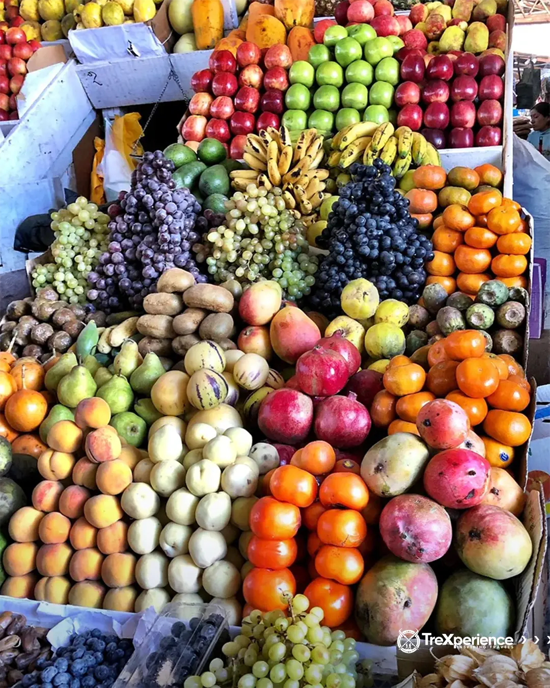 Fruit stand at San Pero Market in Cusco | TreXperience