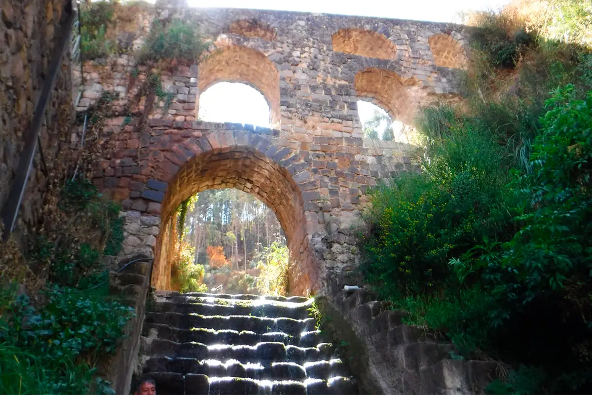 sapantiana colonial aqueduct - TreXperience