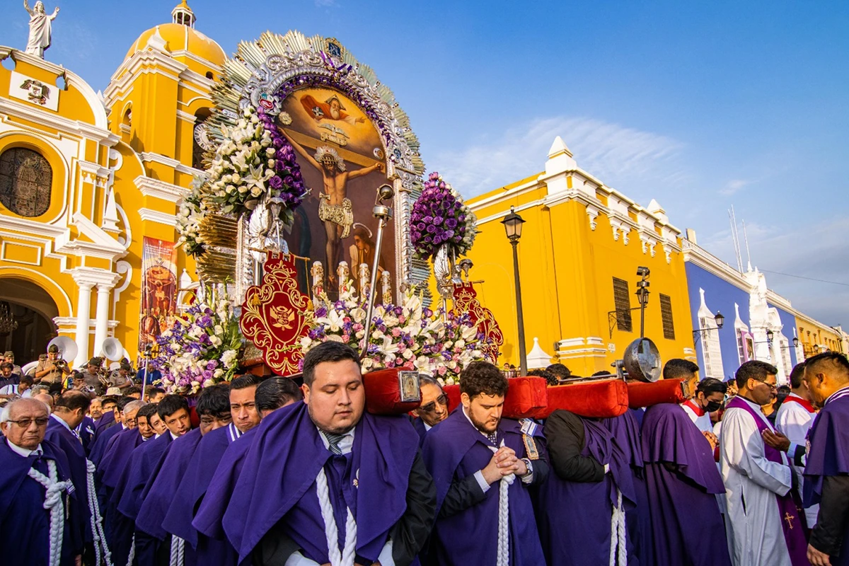 Holy Week in Trujillo Holy Week in Peru | TreXperience