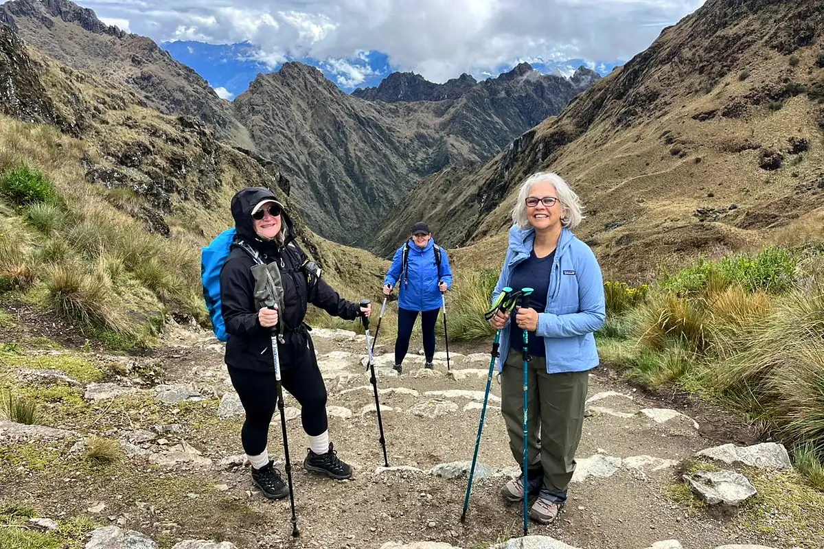 Senderistas en los Andes | TreXperience