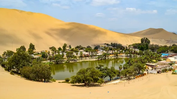Huacachina oasis photos from the dune | TreXperience